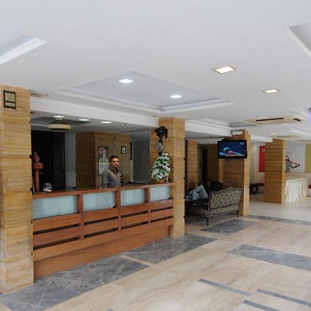 Neelkanth Paradise Hotel Ahmedabad Eksteriør billede