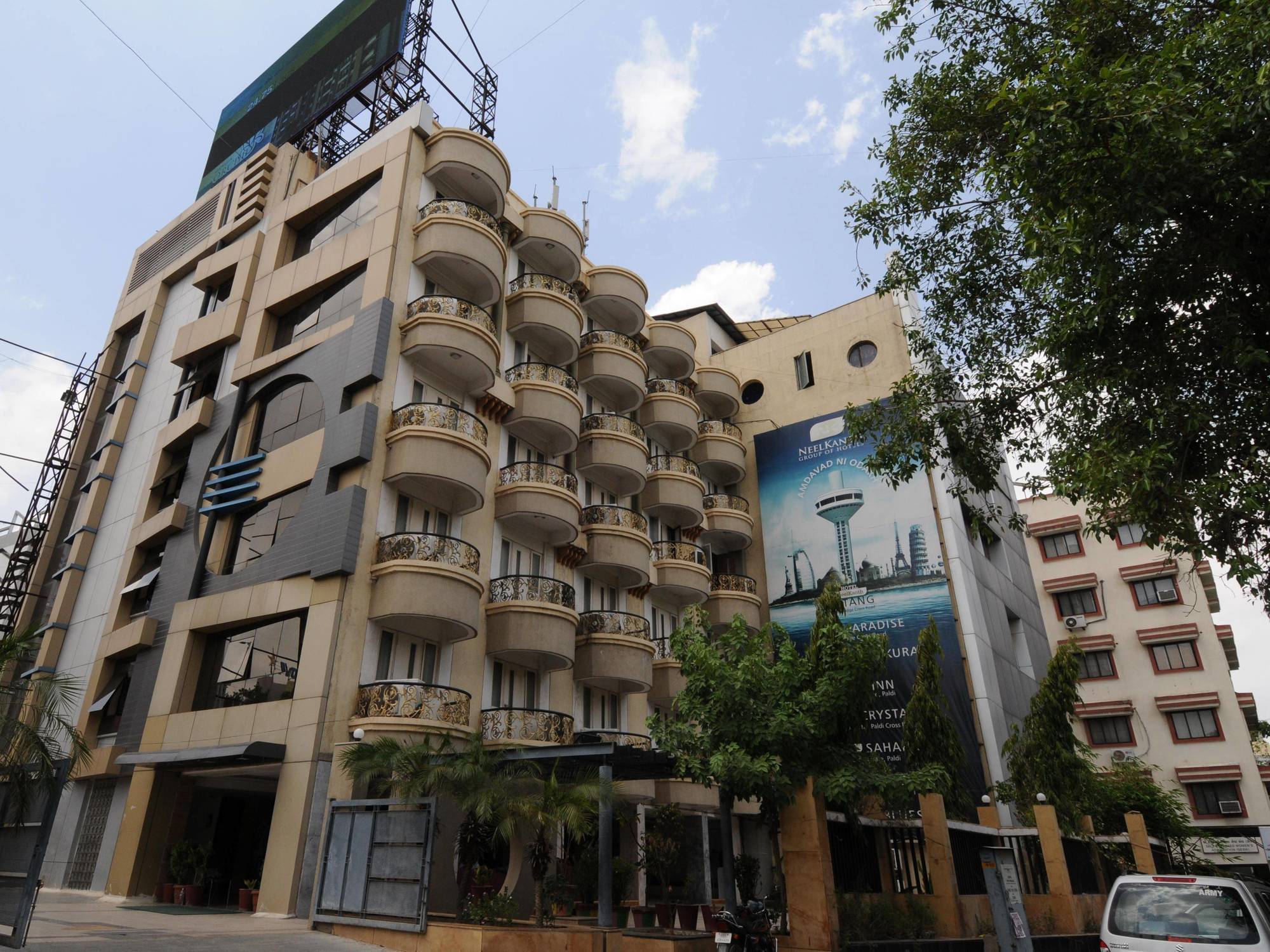 Neelkanth Paradise Hotel Ahmedabad Eksteriør billede